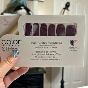 New and sealed Color Street New York Minute